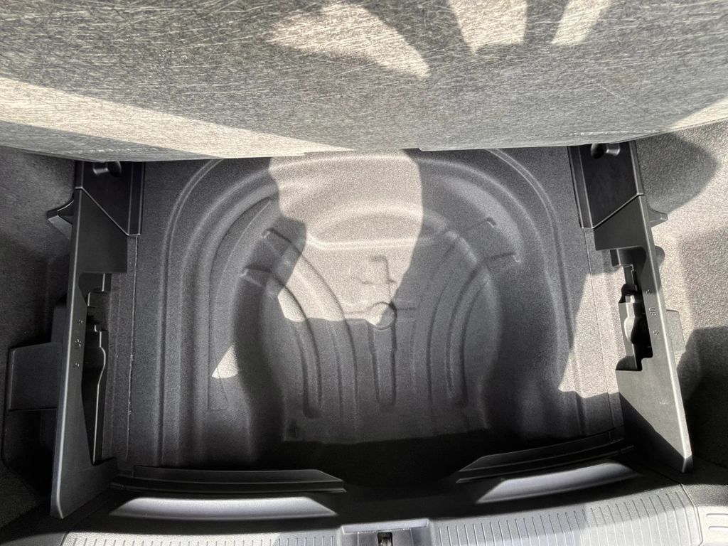 Volkswagen Golf 2024