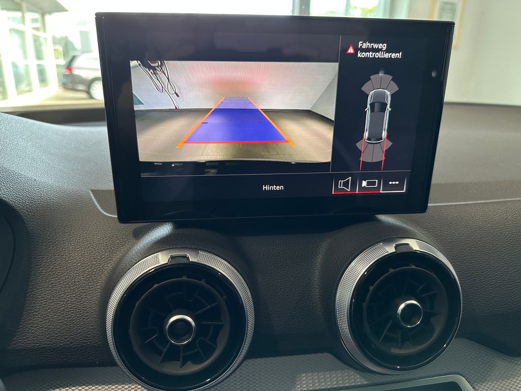 Audi Q2 2024