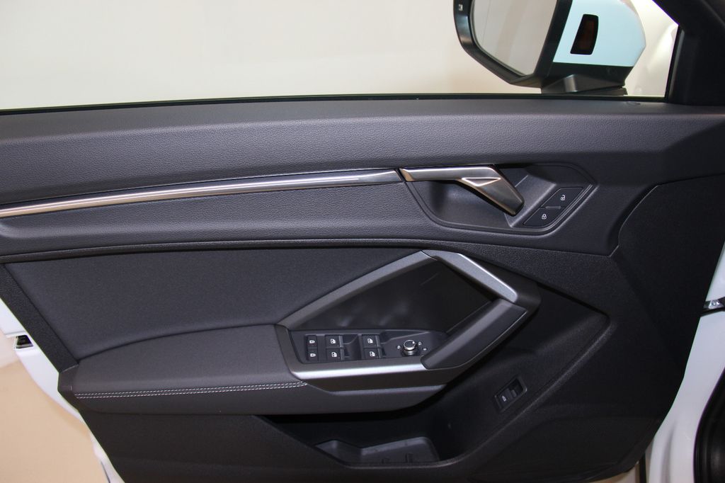 Audi Q3 2024