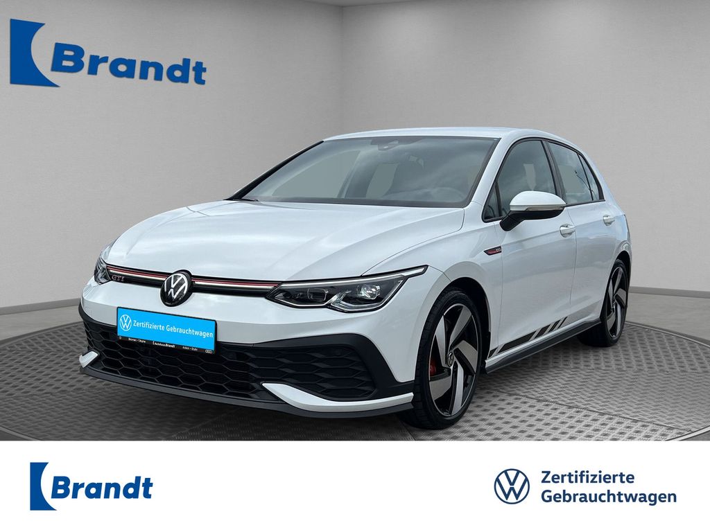 Volkswagen Golf 2024