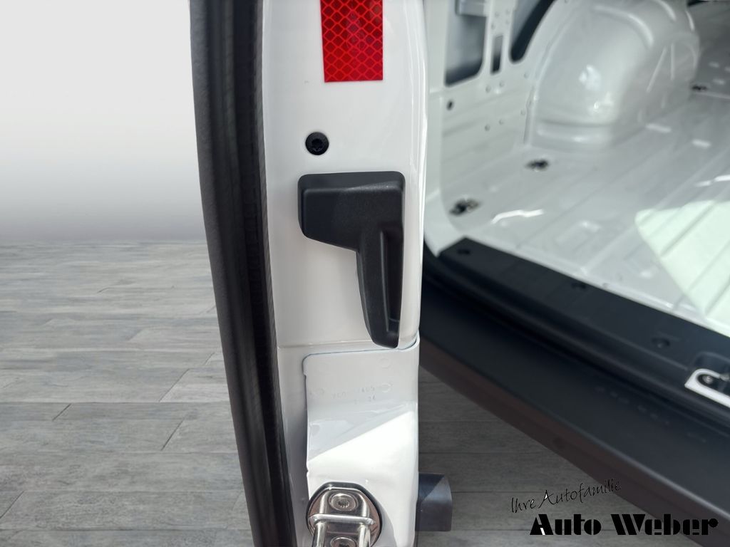 Volkswagen Crafter 2024