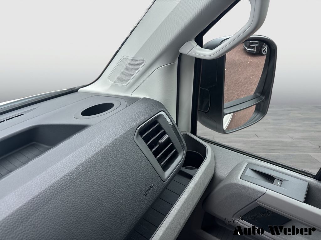 Volkswagen Crafter 2024