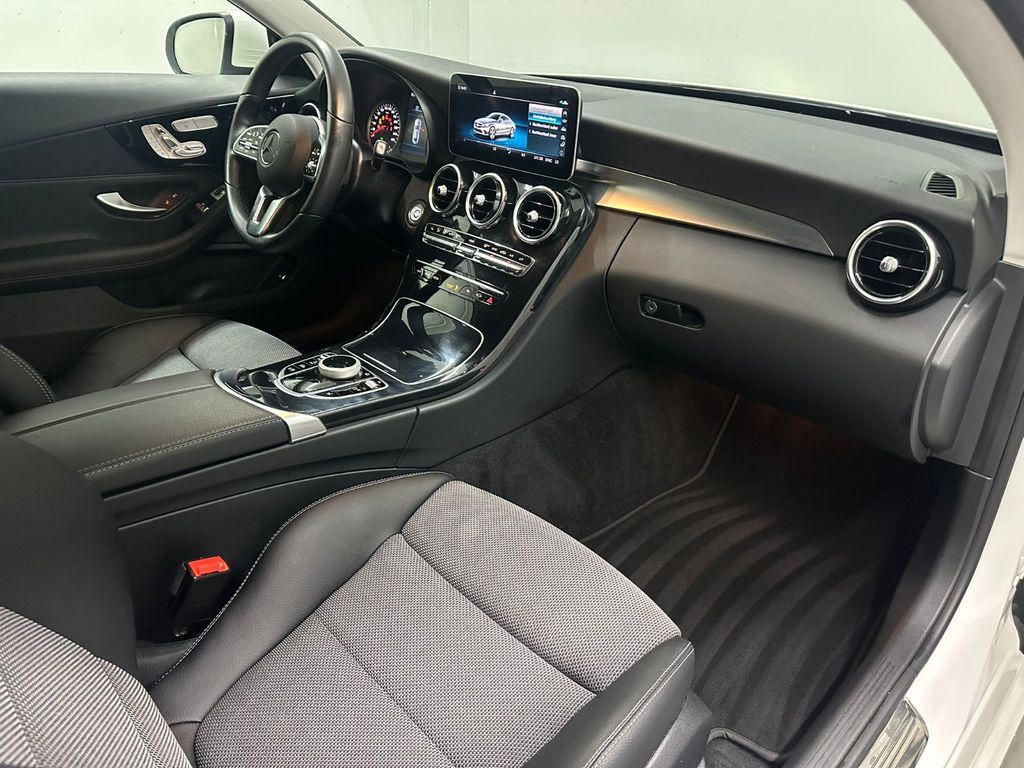 Mercedes-Benz C 220 2022