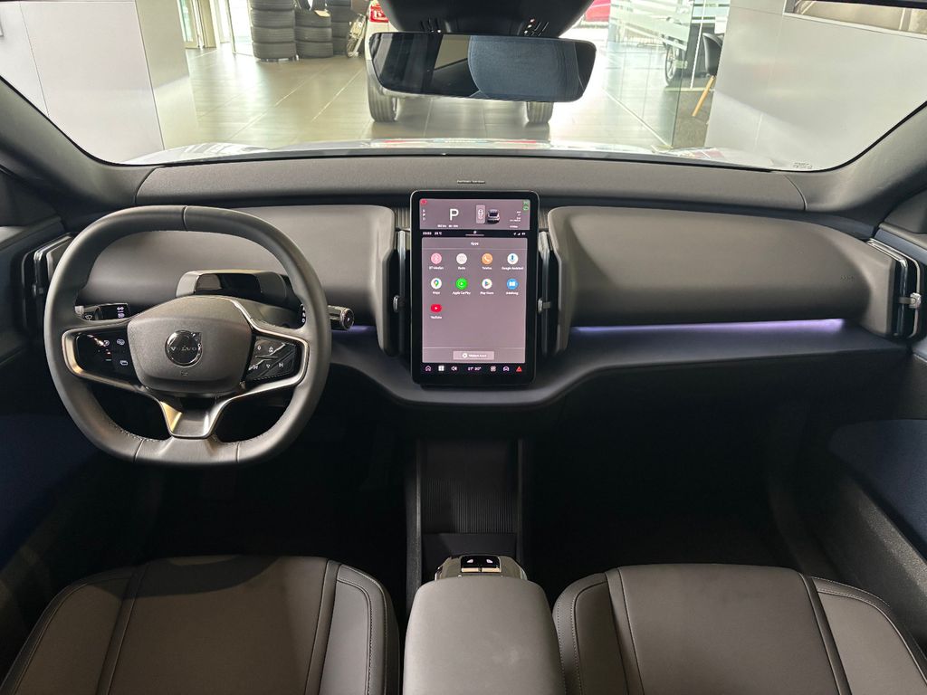 Volvo EX30 2025