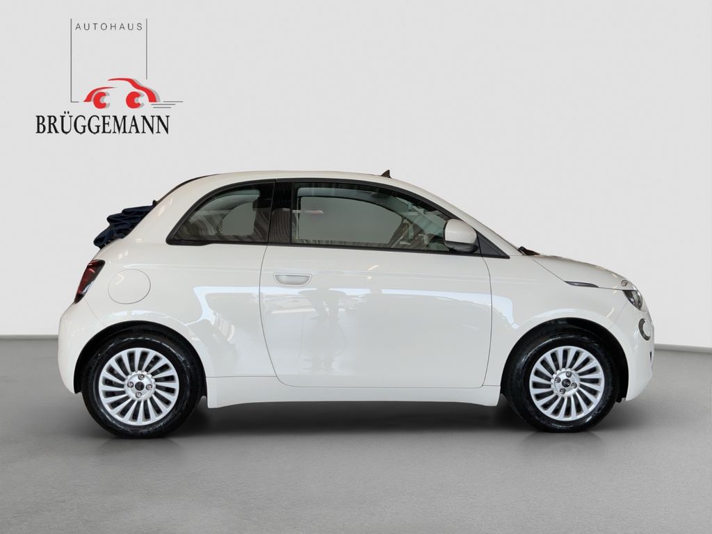 Fiat 500e 2023