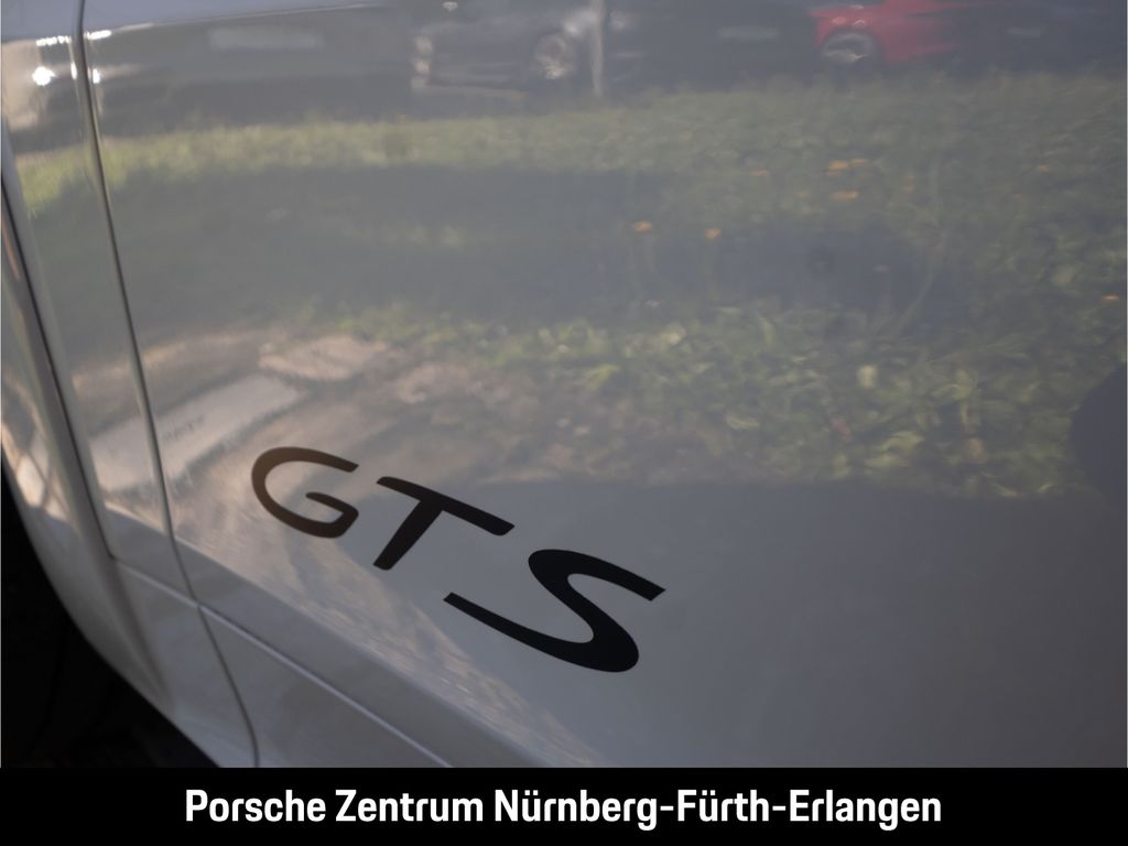 Porsche Cayenne 2021