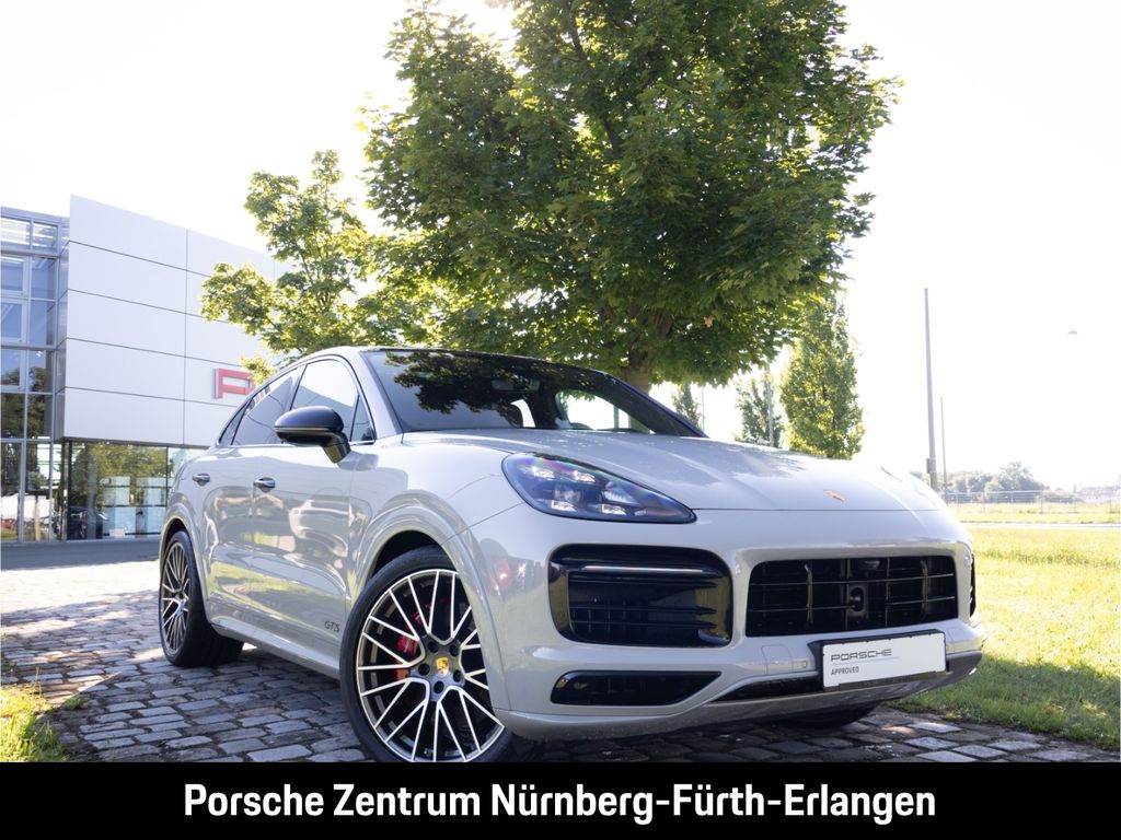 Porsche Cayenne 2021
