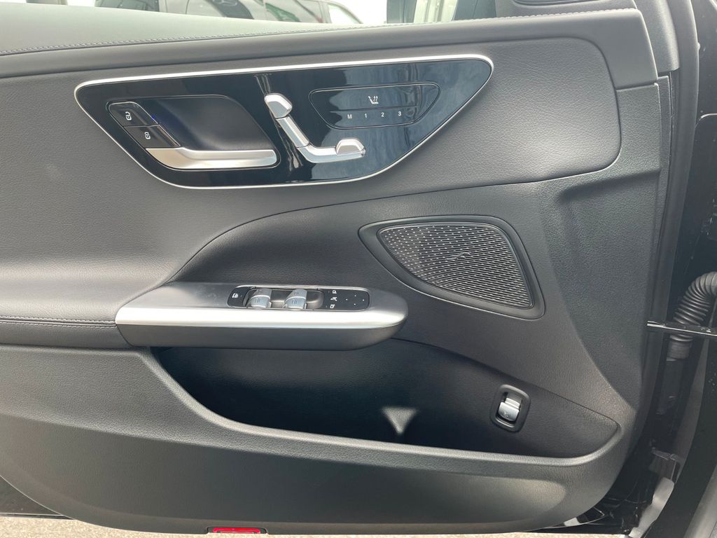 Mercedes-Benz C 200 2024