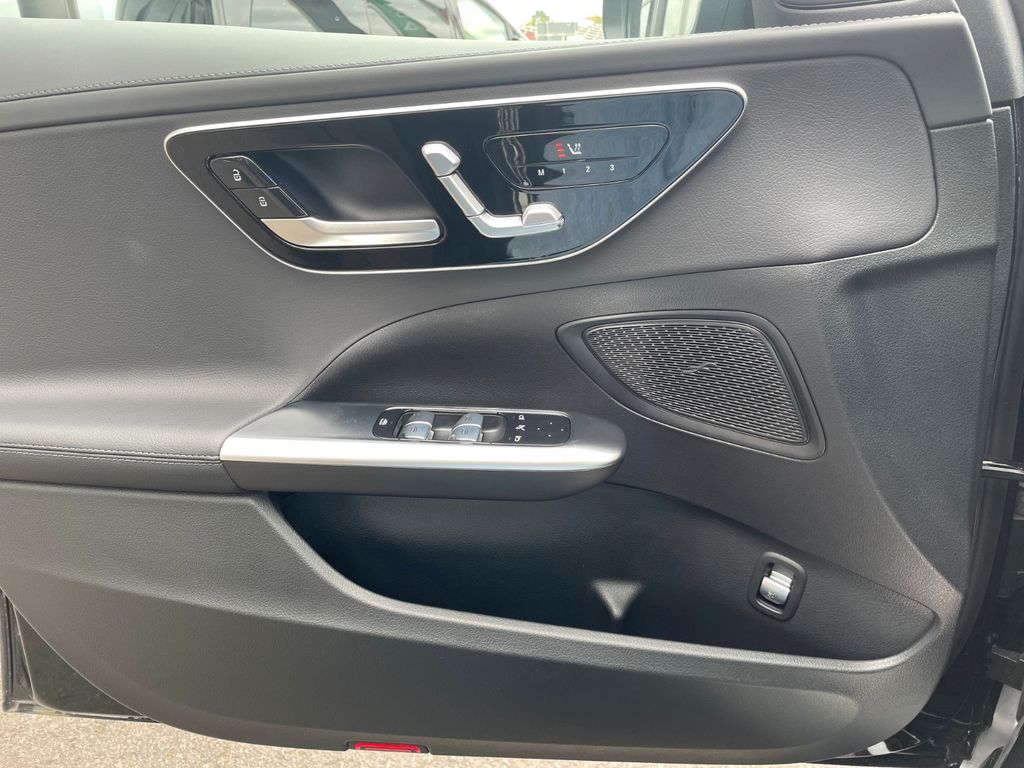 Mercedes-Benz C 200 2024