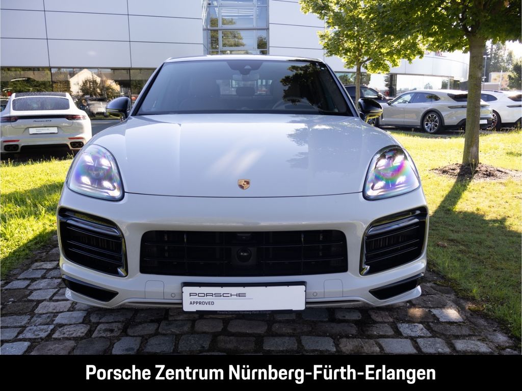 Porsche Cayenne 2021