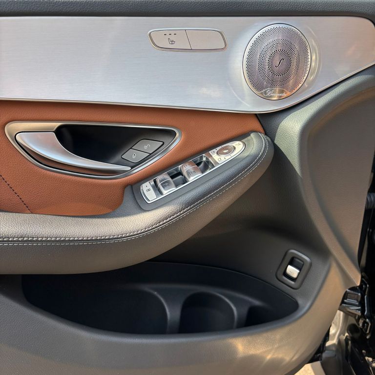 Mercedes-Benz GLC 300 2022