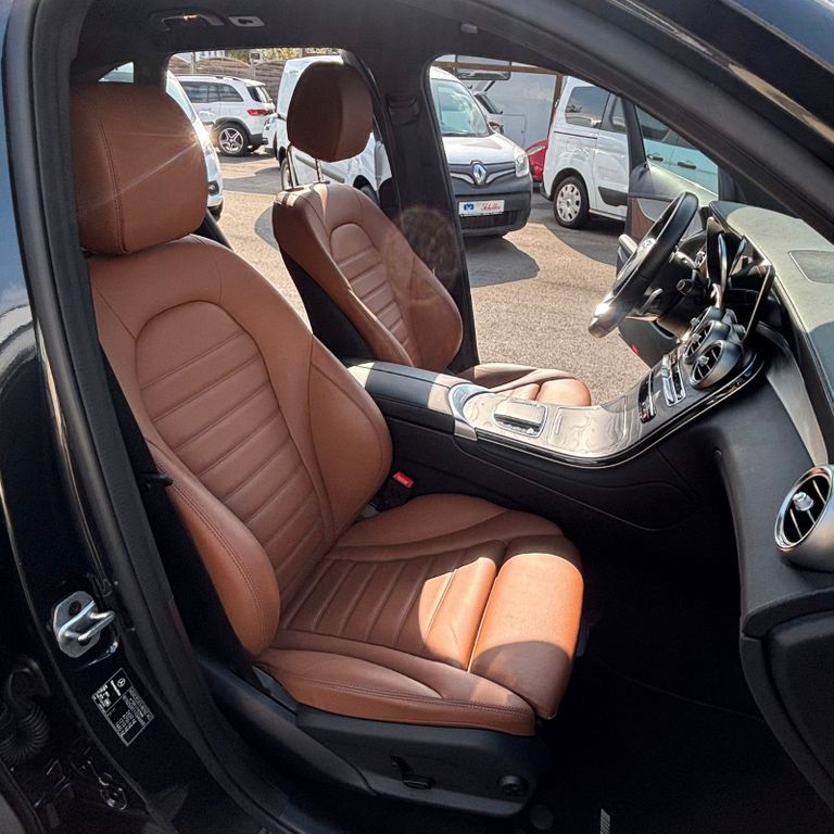 Mercedes-Benz GLC 300 2022