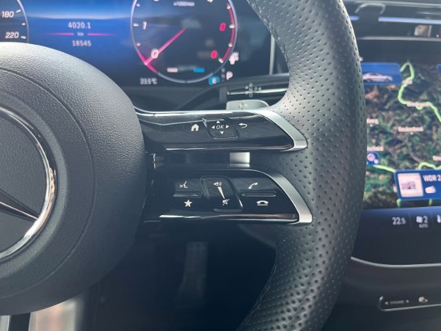 Mercedes-Benz E 220 2024