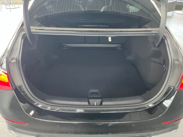 Mercedes-Benz E 220 2024