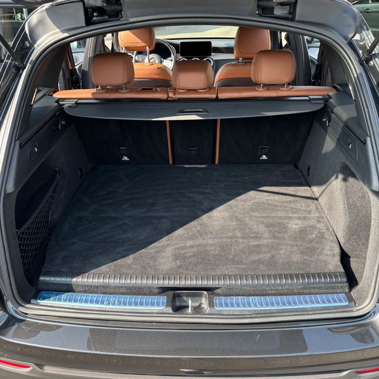 Mercedes-Benz GLC 300 2022