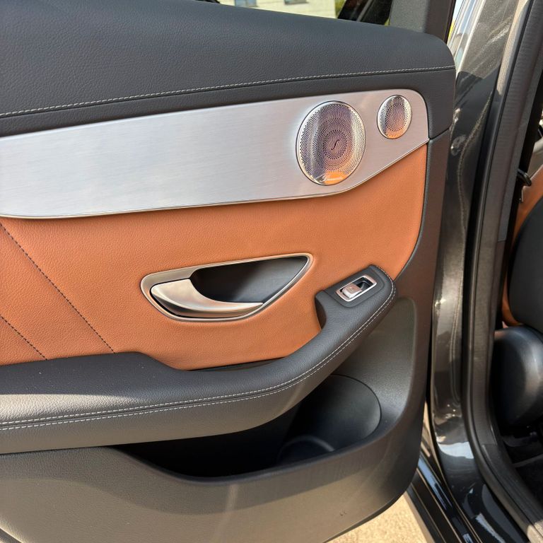 Mercedes-Benz GLC 300 2022