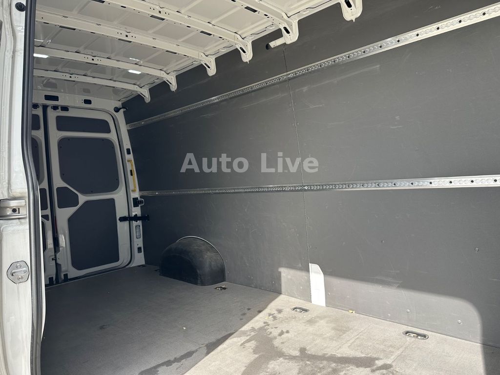 Volkswagen Crafter 2023