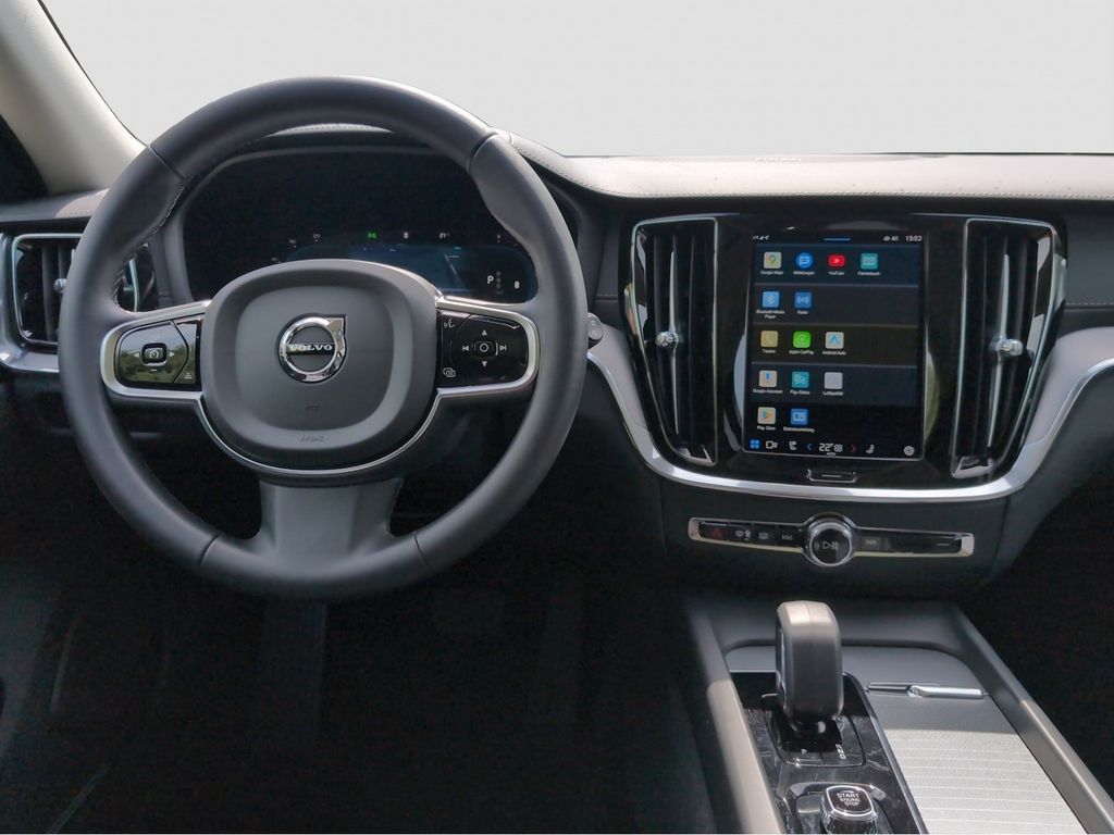 Volvo V60 Cross Country 2024