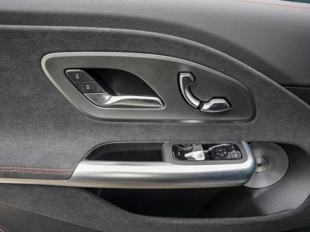 Mercedes-Benz CLA 250 2025