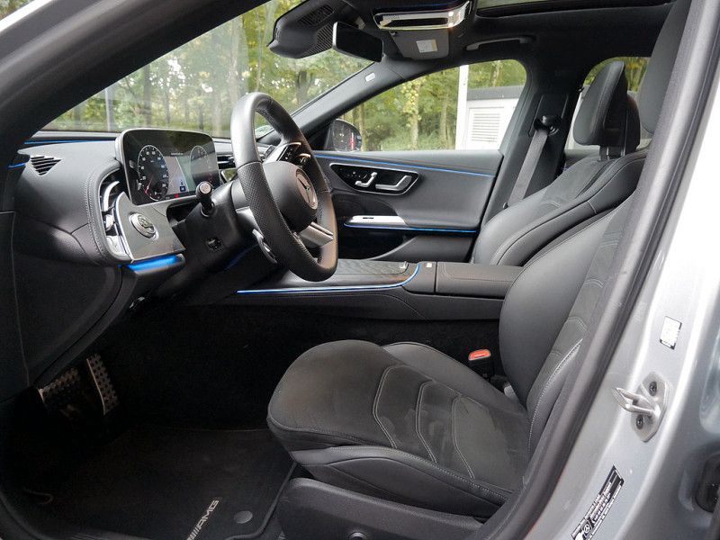 Mercedes-Benz E 300 2025