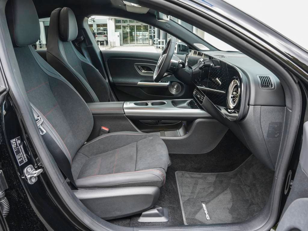 Mercedes-Benz CLA 250 2025