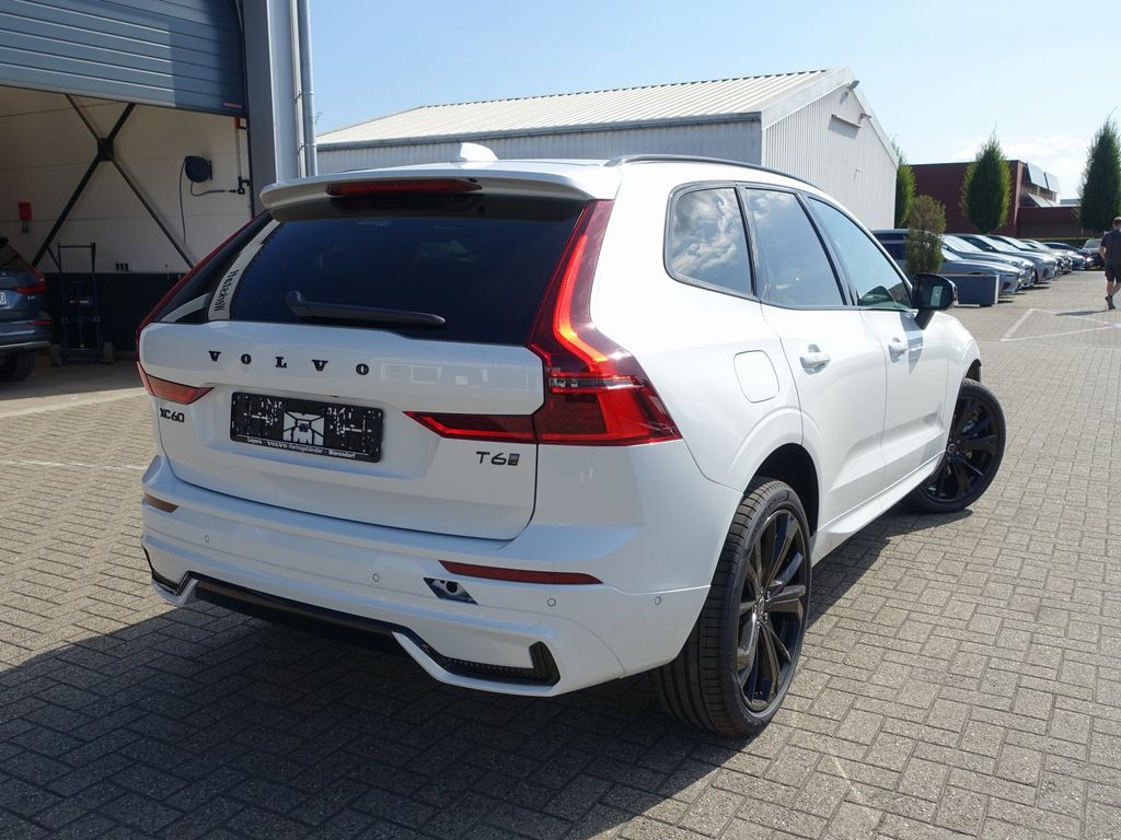 Volvo XC60 2025