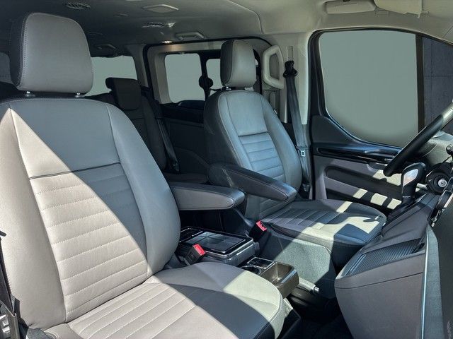 Ford Tourneo Custom 2023