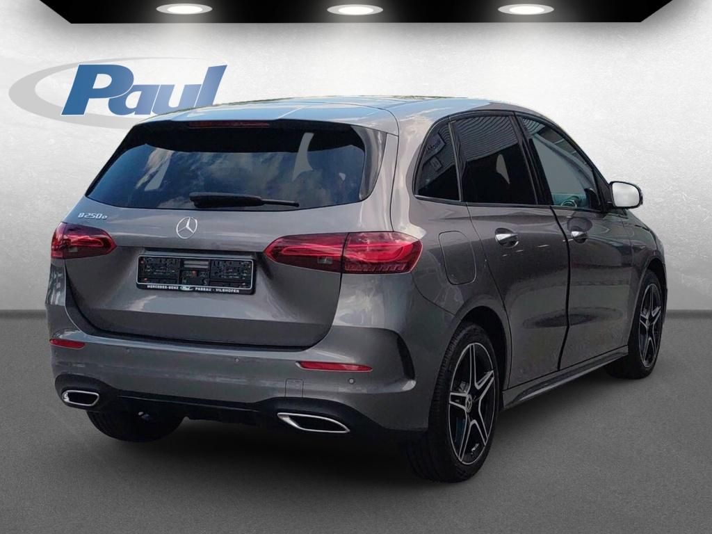 Mercedes-Benz B 250 2024