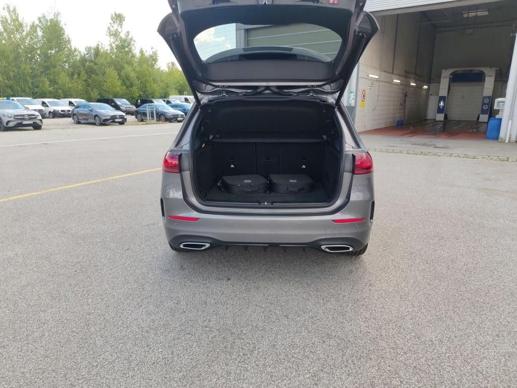 Mercedes-Benz B 250 2024