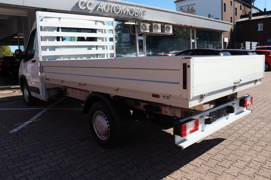 Maxus Deliver 9 2025