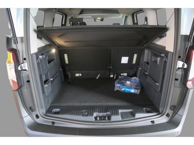 Ford Tourneo Courier 2025