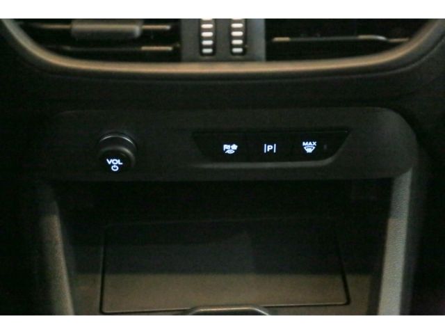 Ford Tourneo Courier 2025