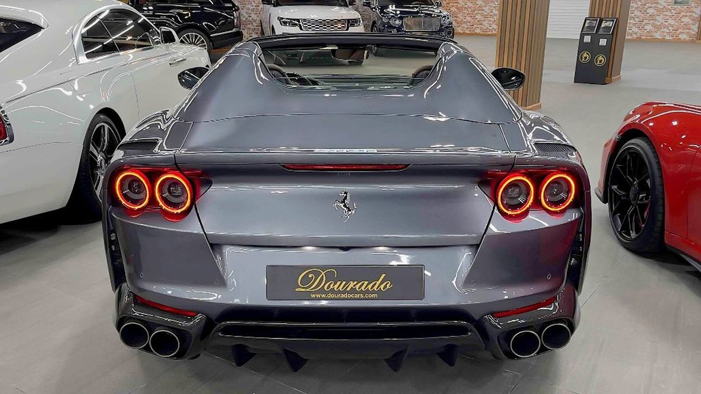 Ferrari 812 2022