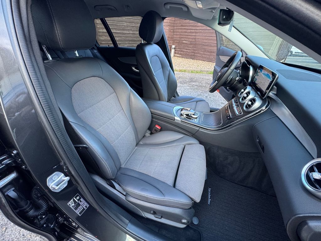 Mercedes-Benz C 220 2021