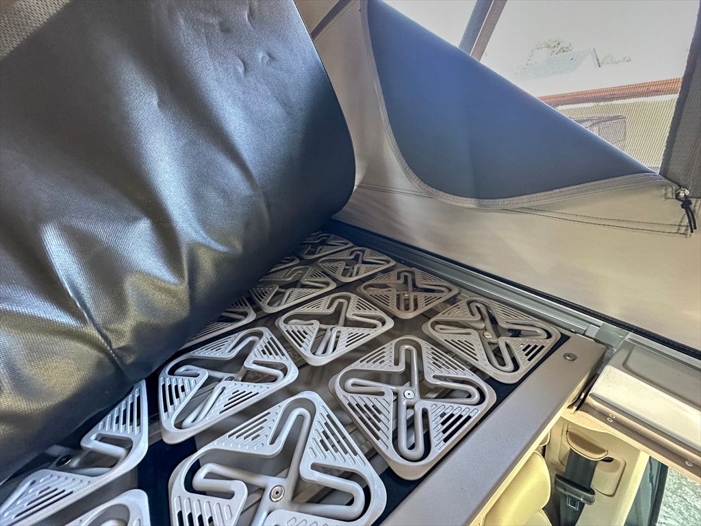 Volkswagen T7 California