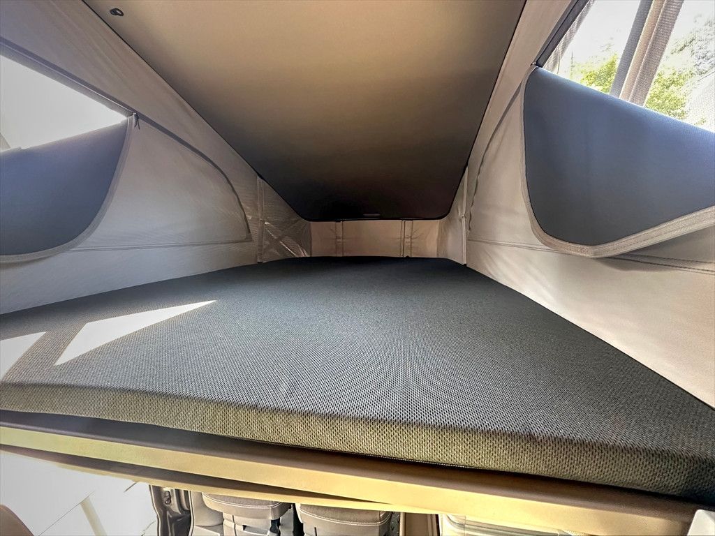 Volkswagen T7 California