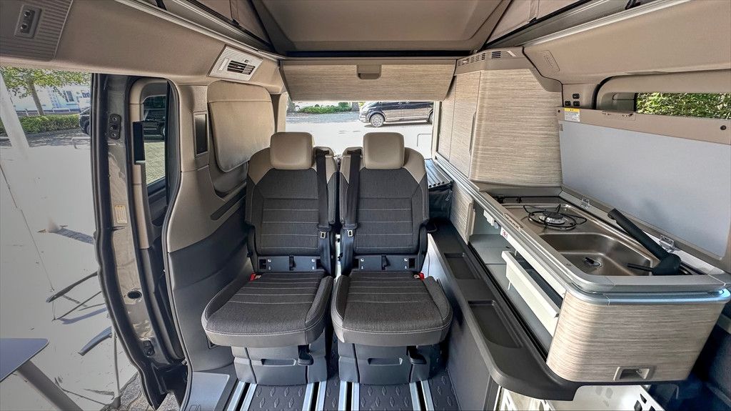 Volkswagen T7 California