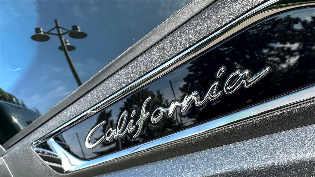 Volkswagen T7 California