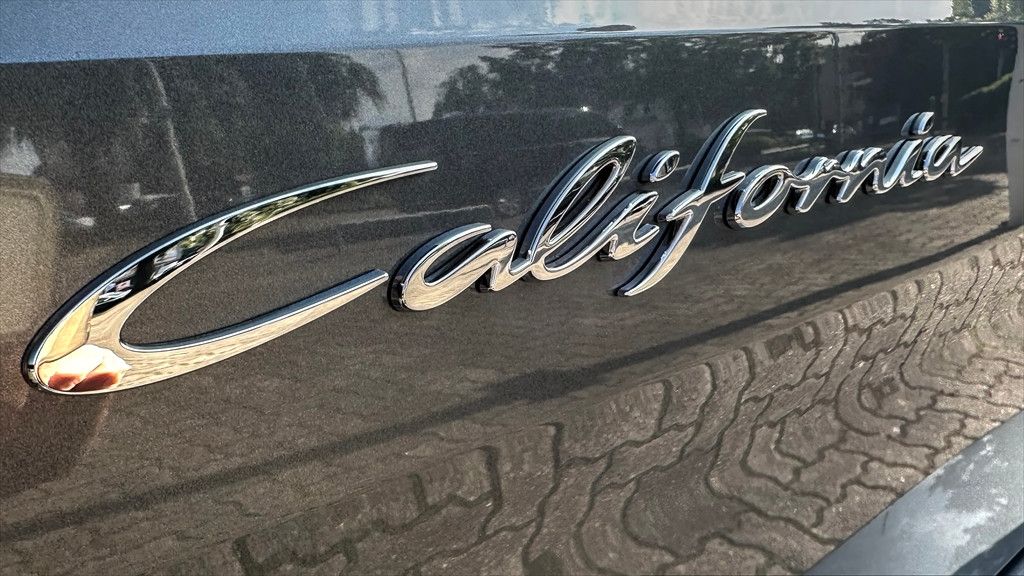 Volkswagen T7 California