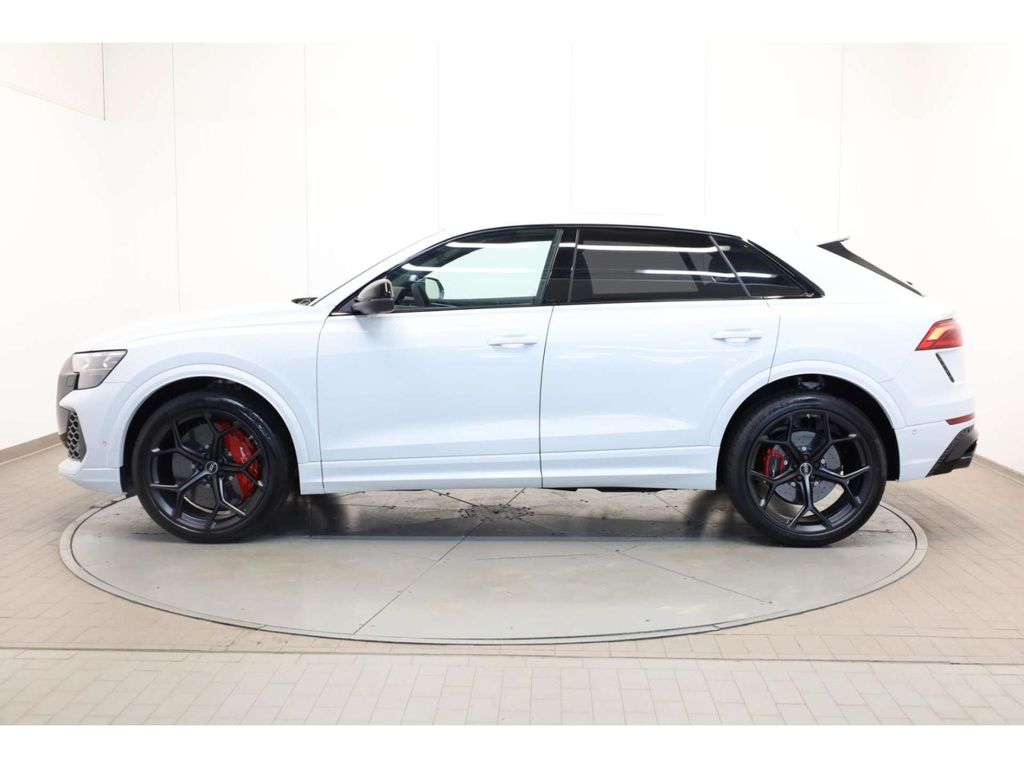Audi RSQ8 2025