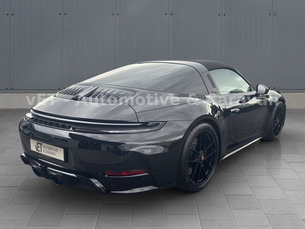 Porsche 992 2025