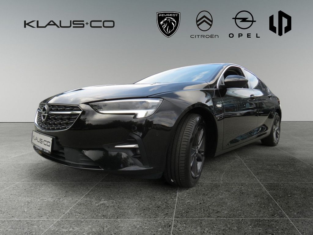 Opel Insignia 2022