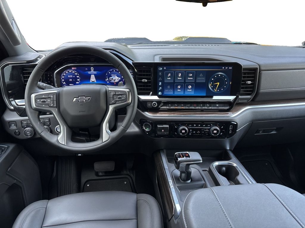 Chevrolet Silverado 2025