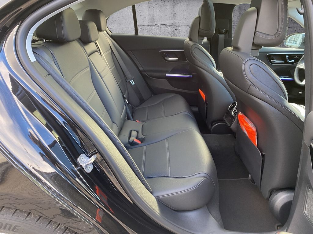 Mercedes-Benz C 220 2025