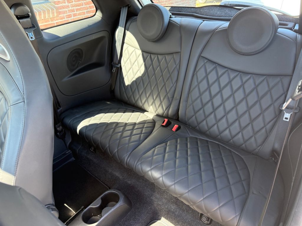 Abarth 595 2022
