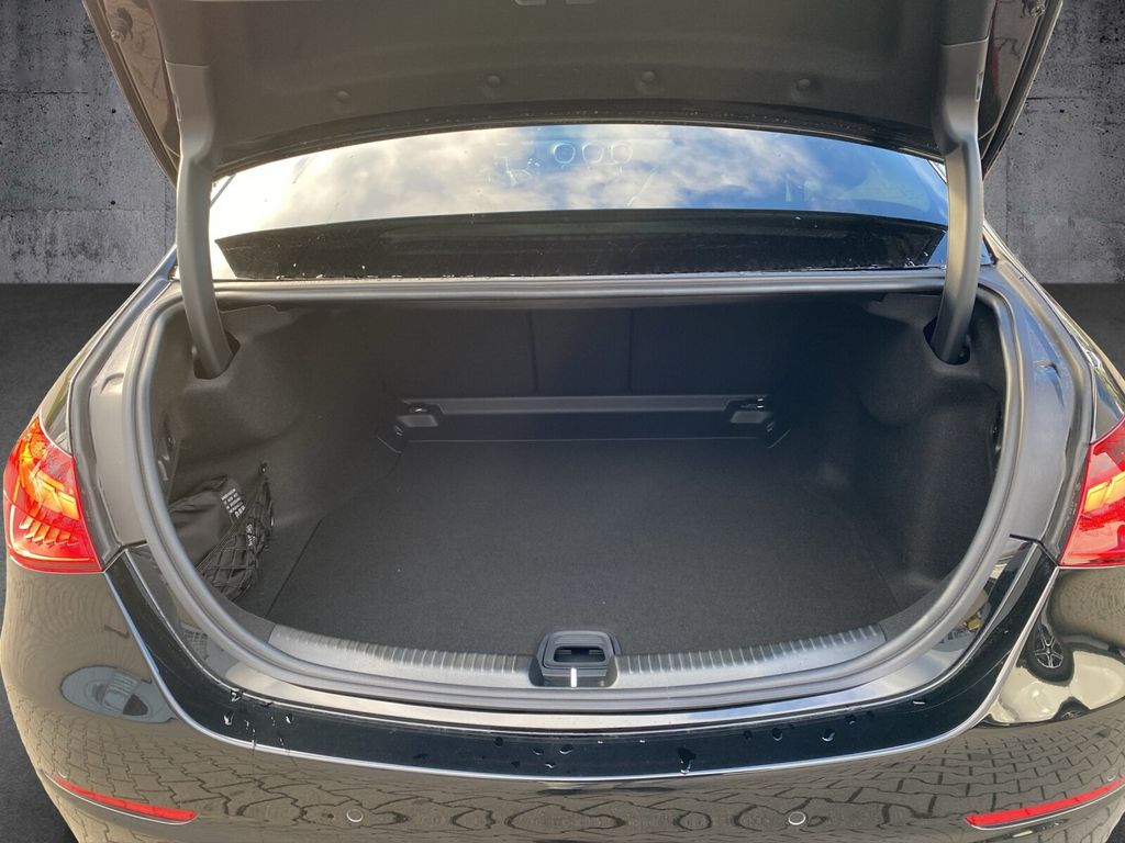 Mercedes-Benz C 220 2025