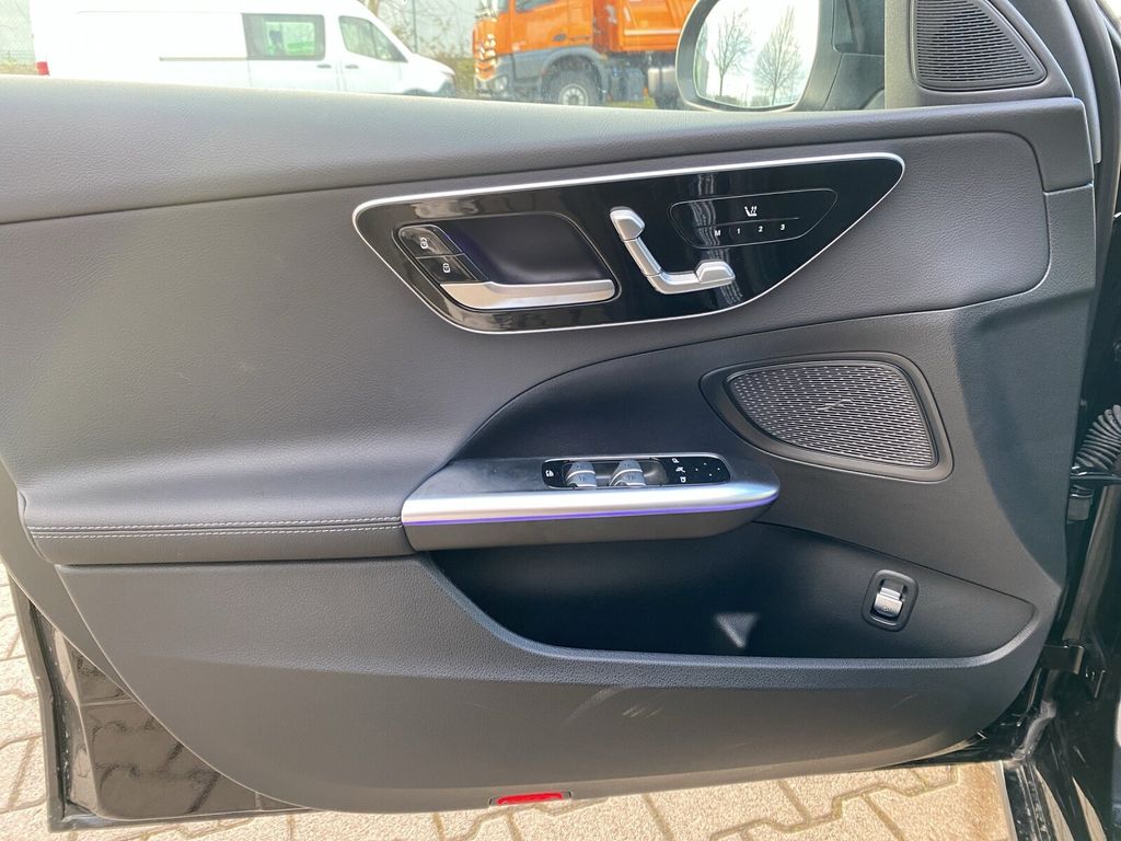 Mercedes-Benz C 220 2025