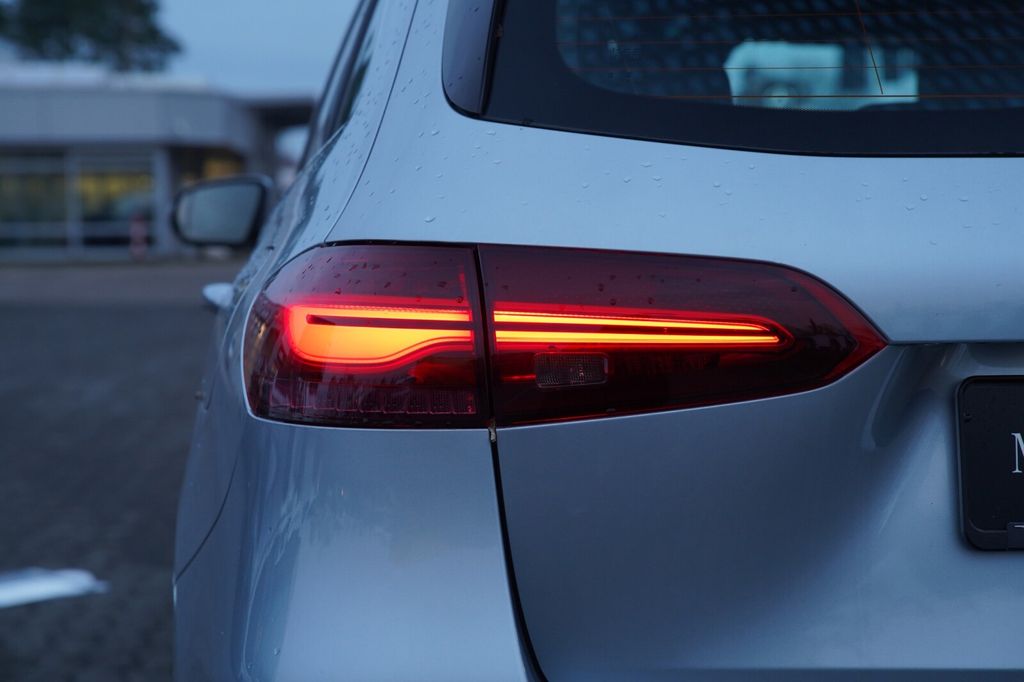 Mercedes-Benz B 200 2024