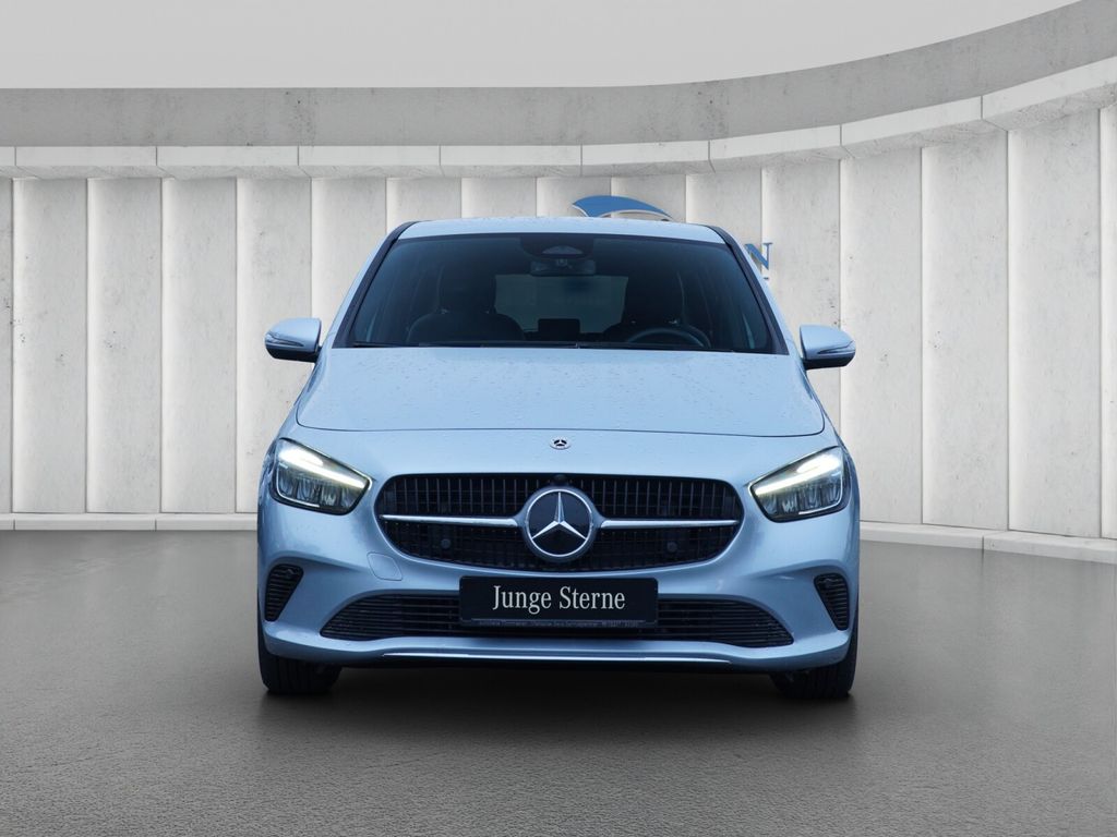 Mercedes-Benz B 200 2024