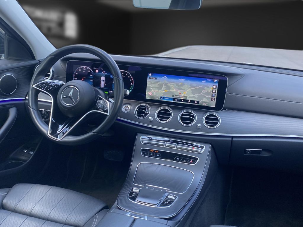 Mercedes-Benz E 300 2022